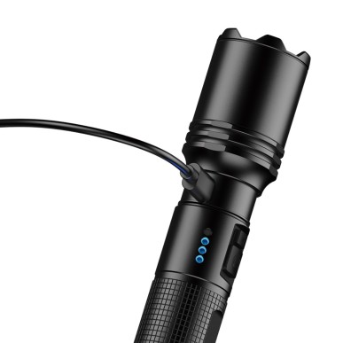 Lampe tactique KLARUS A1 PRO LED - 1300 lumens