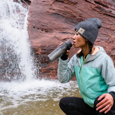 Gourde filtre à eau Lifestraw Go 2 Tritan, cl : gris foncé