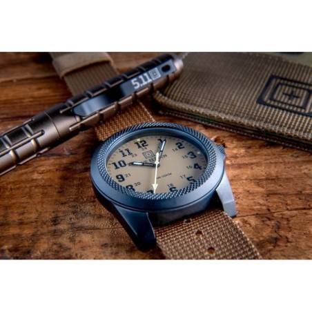 Montre Pathfinder 5.11, couleur coyote