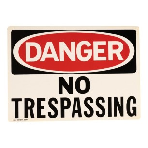 Plaque en Plastique avec Texte/Image : "Danger - No Trespassing"